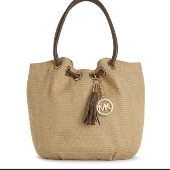 Michael Kors Medium Sized Ring Straw Tote Wicker Bag - Picture 1 of 13